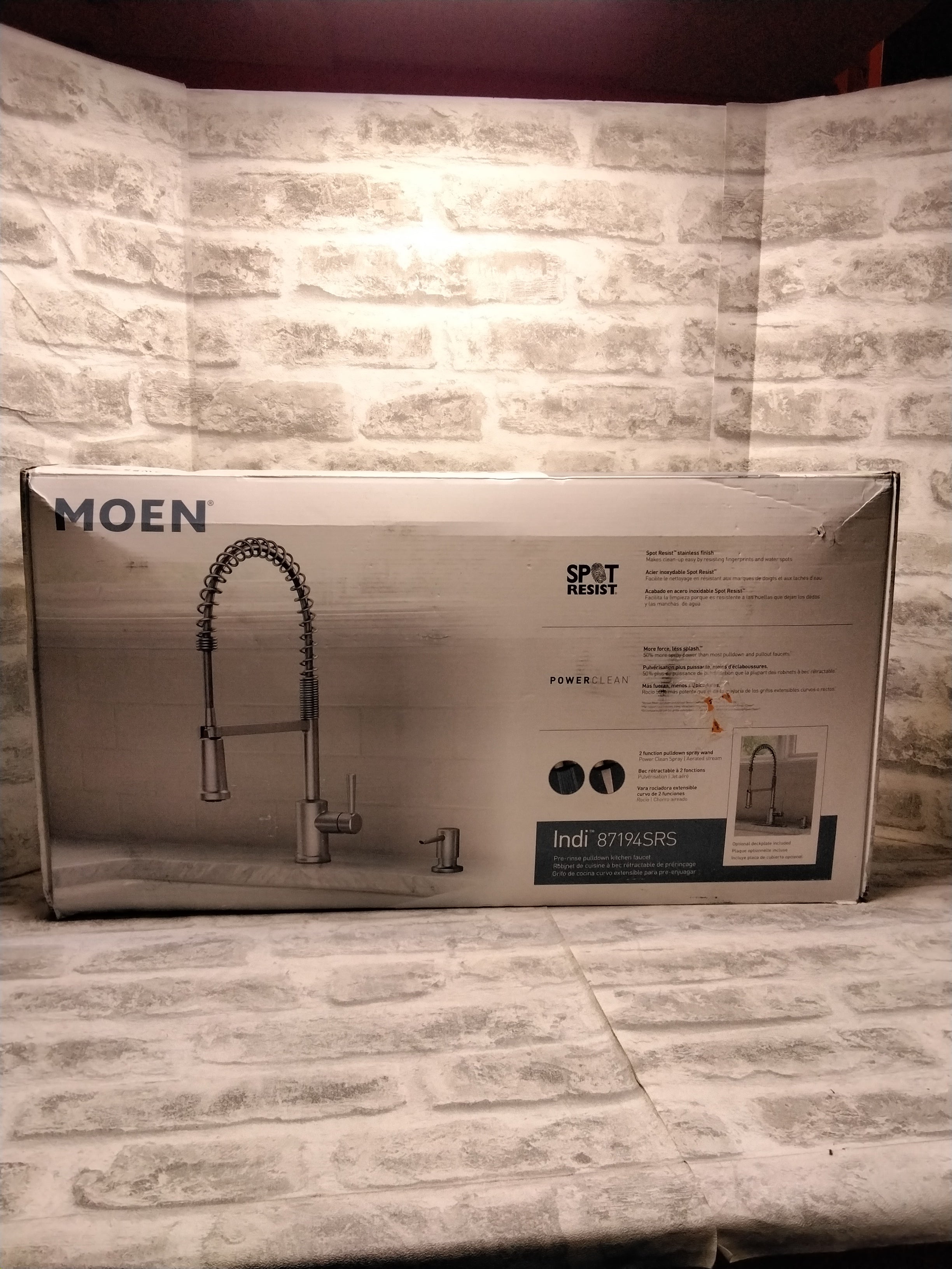 MOEN Indi Single-Handle Pre-Rinse Spring Pulldown Sprayer Kitchen Faucet (7639774134510)